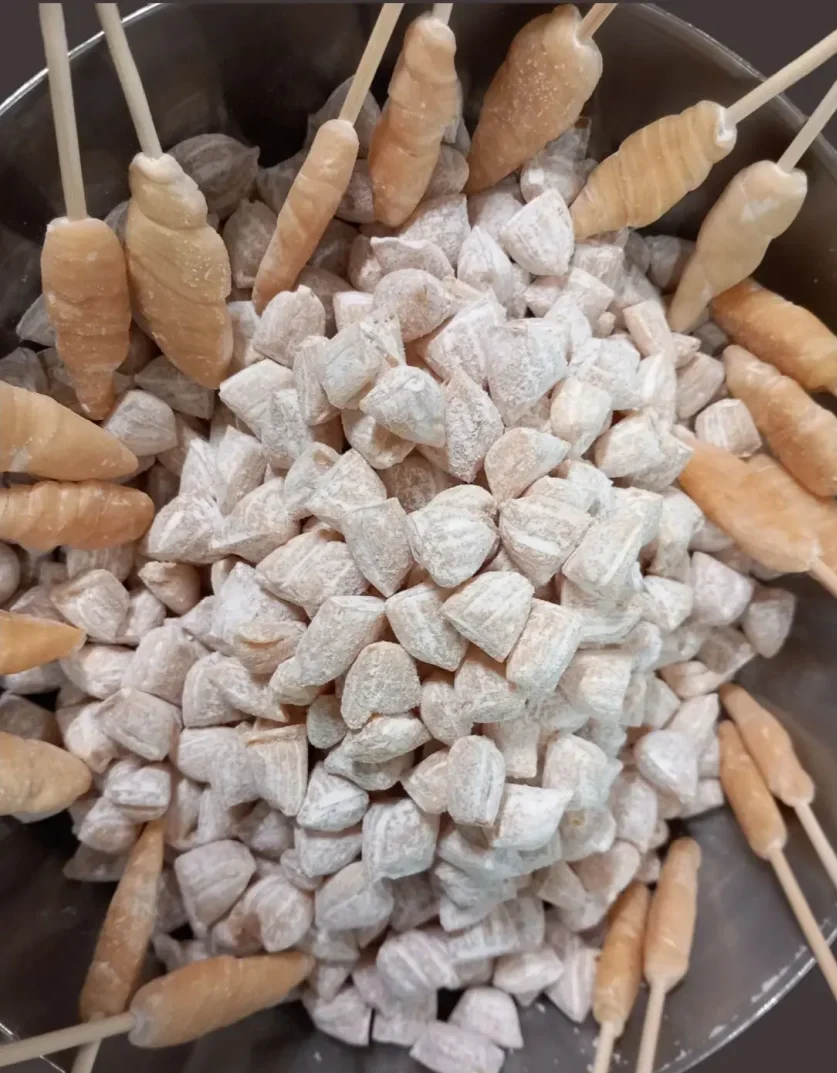 dégustation de nos bonbons faits maison au miel de Corse Aop